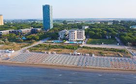 Jesolopalace Hotel & Aparthotel
